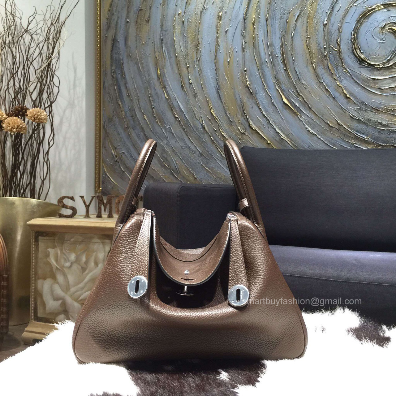 Hermes Lindy 26 Bag in Chocolat CK47 Clemence Leather Handstitched