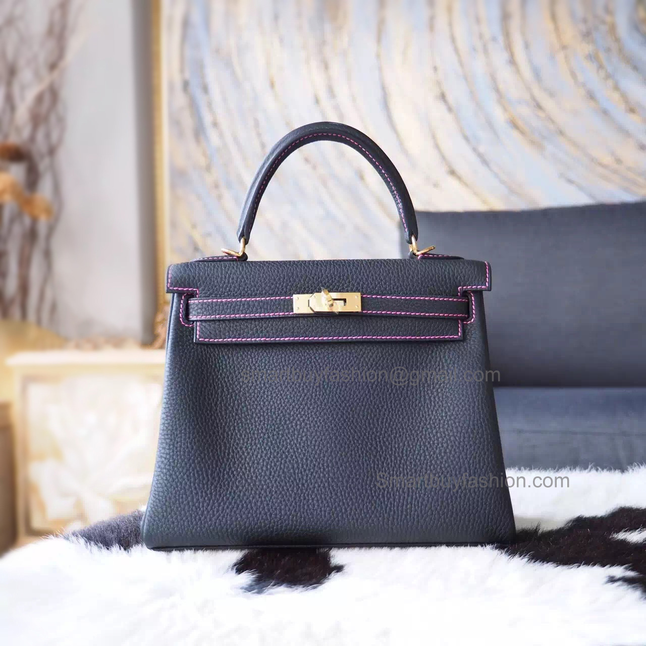 Replica Hermes Kelly 25 Handmade Bag in Bicolored ck89 Noir Togo Calfskin GHW