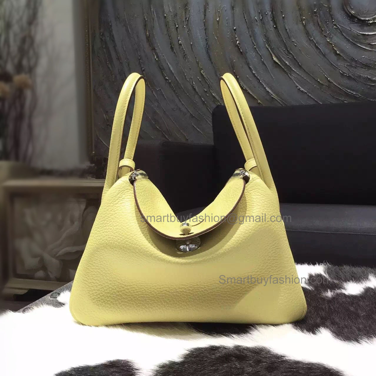 Handmade Hermes Lindy 26cm Copy Bag in 1z Jaune Poussin Clemence Calfskin PHW