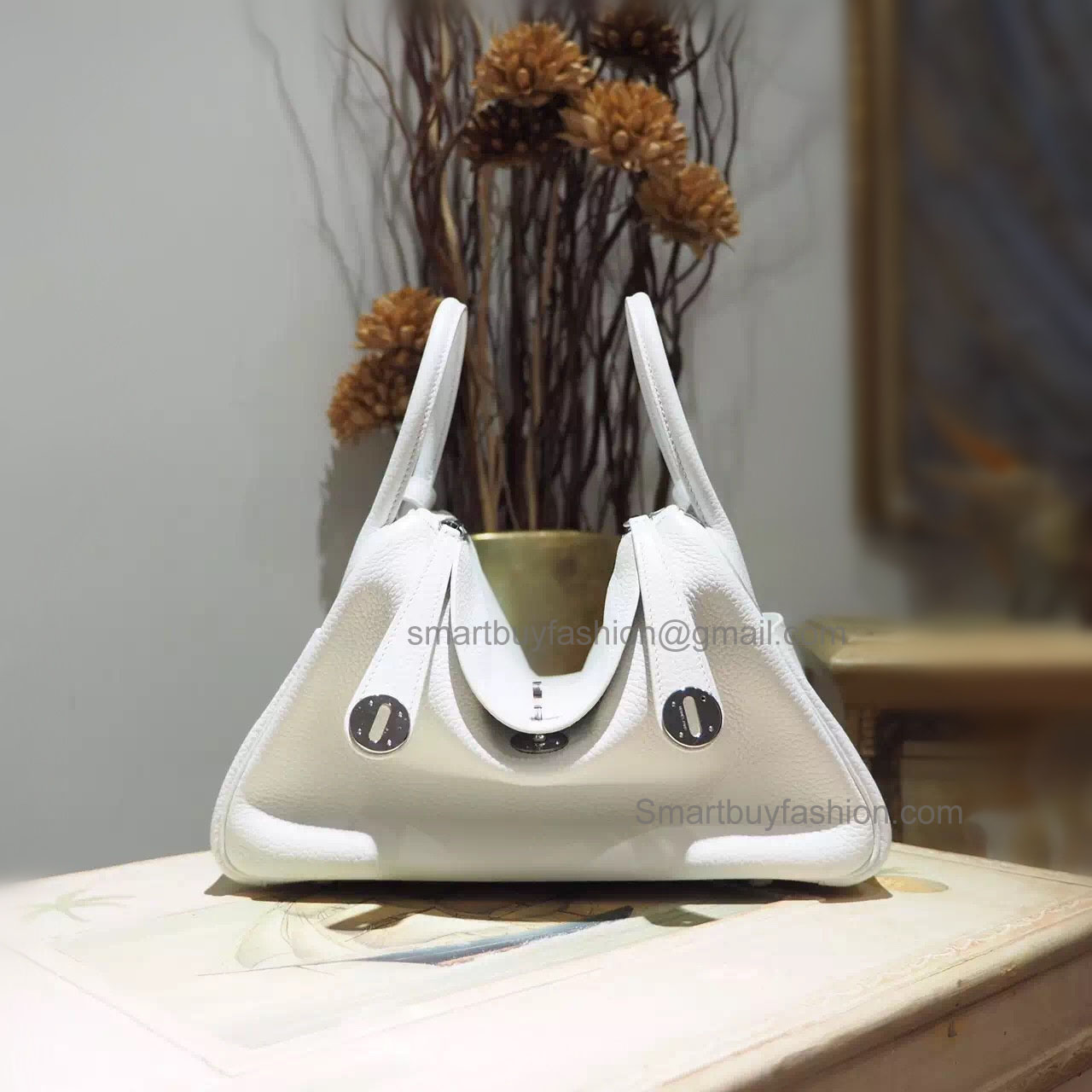 Handmade Hermes Lindy 26cm Copy Bag in cc01 Blanc Clemence Calfskin PHW